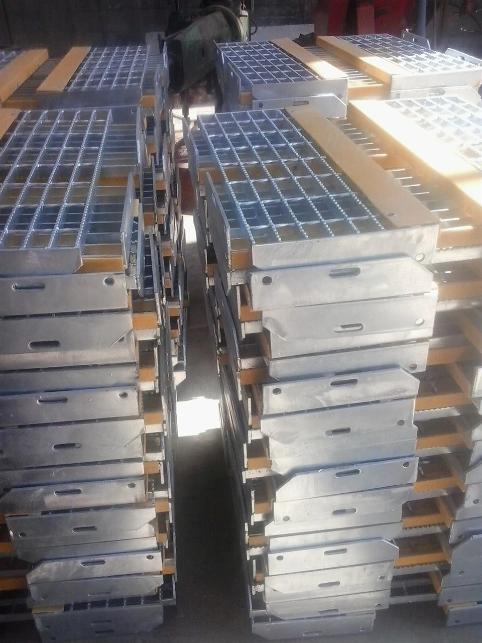 HDG Steel Grating Stair factory